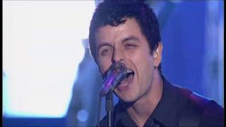 Green Day - Blitzkrieg Bop (2002 Rock &amp; Roll Hall of Fame Induction Ceremony)
