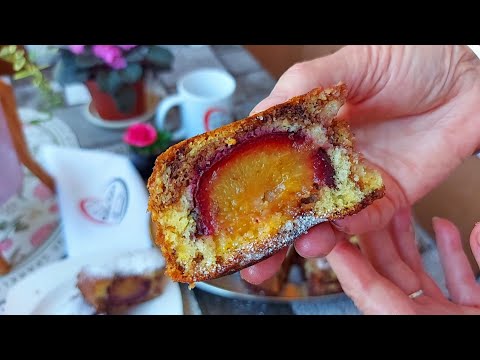 Kolac sa sljivama, nikad bolji, socniji  ukusniji. Biskvit  je najbolji i zato ga obavezno prepisite