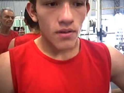 BOX, PERRIN vs CARRASCO (1) guanteo de dos CAMPEONES ARGENTINOS