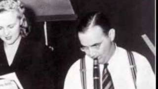 Stompin&#39; At The Savoy (Benny Goodman Montage)