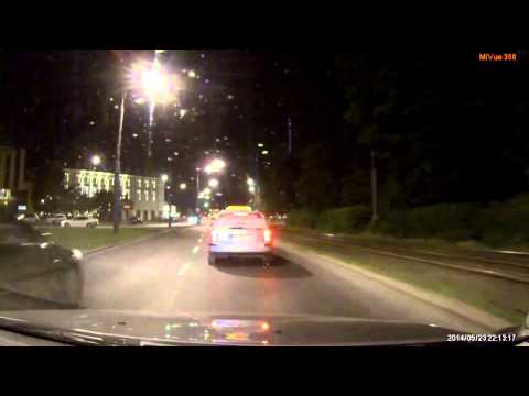 BMW M3 - Frog - ucieczka przed Policją z kamery innego auta