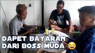 Download lagu PENGAMEN INI TERNYATA LUCU BANGET // NGAKAK LIATNYA KKK mp3