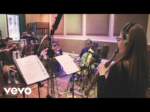 Jess Gillam, Jess Gillam Ensemble - Emerald and Stone (Arr. Lawson)