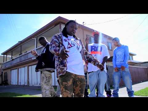 ESCOBESTDRO - "ALLERGIC TO BROKE"