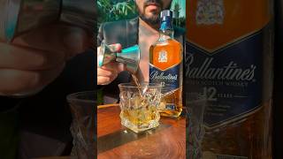 How to drink Whiskey - The Right Way #niftybartender #whisky #trending #youtube #shorts #whiskey
