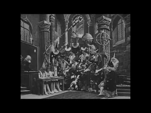 A Trip to the Moon~ HQ 720p~ Viaje a la Luna Le Voyage dans la lune Georges Méliès 1902