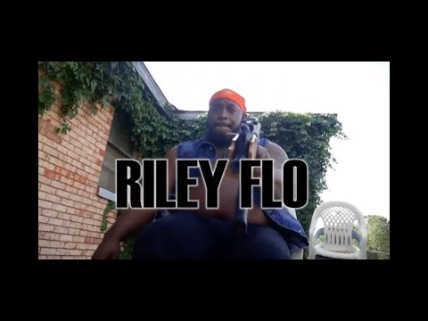 Smooth Dee - Riley Flow
