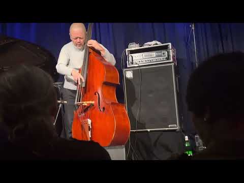 Kiyoshi Kitagawa Bass Solo - Kenny Barron Trio
