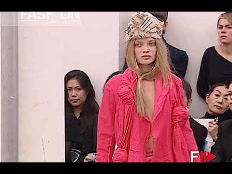COMME DES GARÇONS Spring Summer 2003 Paris - Fashion Channel