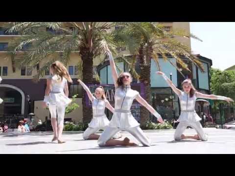 Harmony Dance: Wanna Get Hype