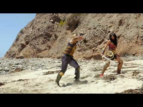 wolverine Vs wonder woman fighting best scene