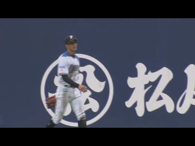 【ファーム】ファイターズ・岡がライトへの深い打球をジャンピングキャッチ!! 2017/6/30 F-L(ファーム)