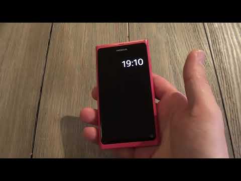 Nokia N9 - первый и последний смартфон на системе MeeGo