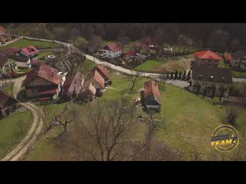 Casa traditionala, pe domeniu de 6.500 mp teren, in magia Bucegilor, Moieciu, Brasov, Romania