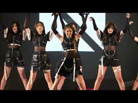 BNK48 Paeyah - Make noise @ 48TH Roadshow Mini Concert [Fancam 4K 60p] 221106