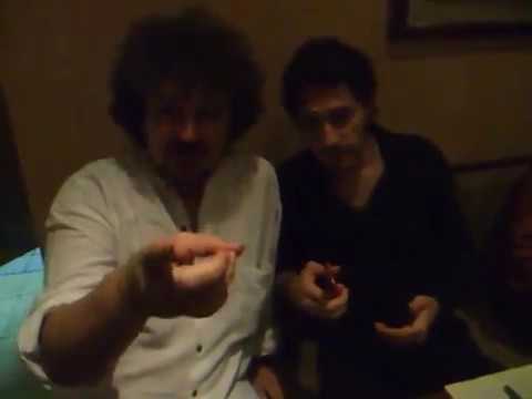 Zoran Dukic gets his nails cut by Reentko