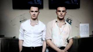 Hurts - Happiness