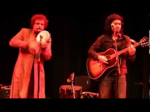 Papon singing Bihu Pak Pak at TROIKALA, South Bank Centre, London  www musicmx3 com)
