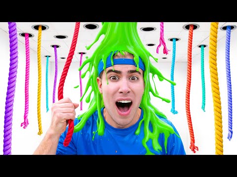 100 CUERDAS MISTERIOSAS SOLO 1 PARA ESCAPAR !!