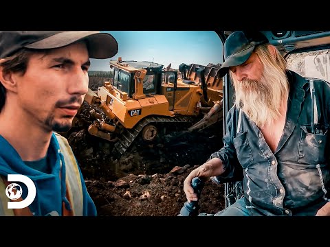 Tony y Parker quedan atascados en el lodo | Fiebre del Oro | Discovery Latinoamérica