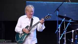 Savoy Brown (Kim Simmonds) - outro (Ottawa Bluesfest 2015)