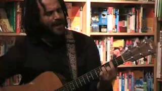 valerio piccolo singing at jonathan lethem's reading