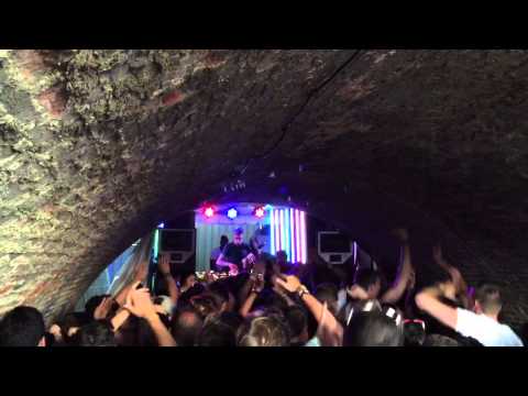 Dimitri Wouters - Rave Cave - Tomorrowland 2015