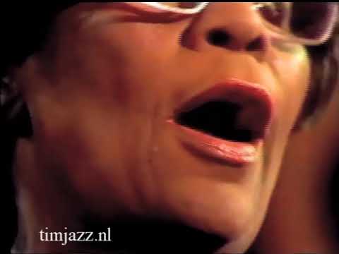 Ella Fitzgerald - Spring Can Really Hang You Up The Most