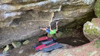 Video thumbnail: La croce bianca, 8a+ (sit). Val Masino