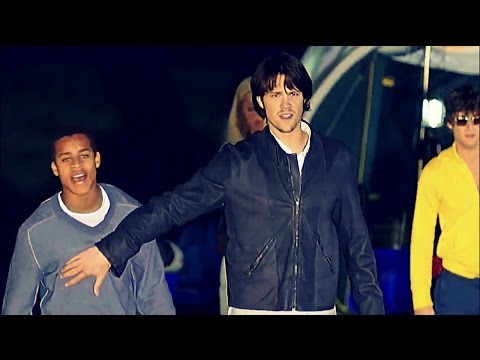 House of Wax (2005) Scene: "Turn your lights off!"