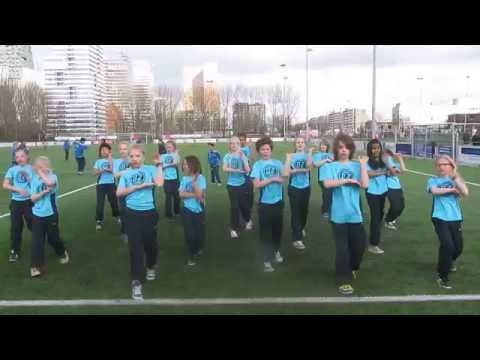 BUR - BEAT KIDZ treden op bij SC Buitenveldert, benefiet 'scoren voor Emma' kinderziekenhuis