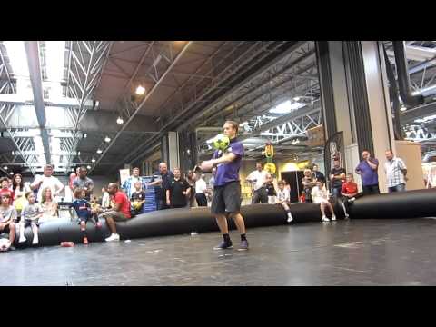 Conor McCarthy (macca) vs John Whetton (grass roots 2011)