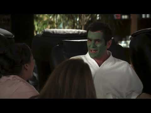 Modern Family 217 - Empathy 101 with Phil Dunphy