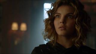 Bruce and Selina 3x10 #2 (Selina: Why can't we just be us?)