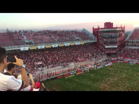 "Independiente 0-1 Banfield Fecha 14 Recibimiento + ReinauguraciÃ³n (parte 1) (2016)" Barra: La Barra del Rojo • Club: Independiente • País: Argentina