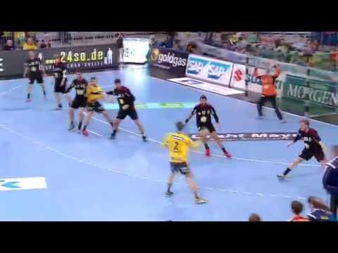 No-Look-Pass von Andy Schmid auf Bjarte Myrhol