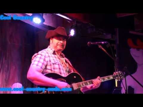 download lagu mp3 mp4 Travis Logan, download lagu Travis Logan gratis, unduh video klip Travis Logan
