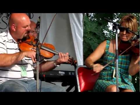 Fiddle workshop at the American Folk Festival
