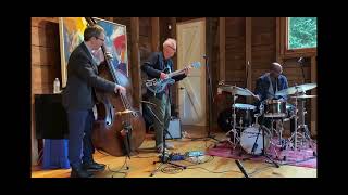 Video thumbnail for Bill Frisell and a Headstrong Lil King by Headstrong Amps