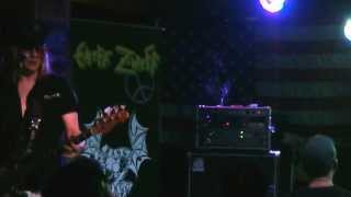 Enuff Z'Nuff - The Love Train (Fingertips Intro) 8/8/2013 Live in Houston @ Concert Pub North