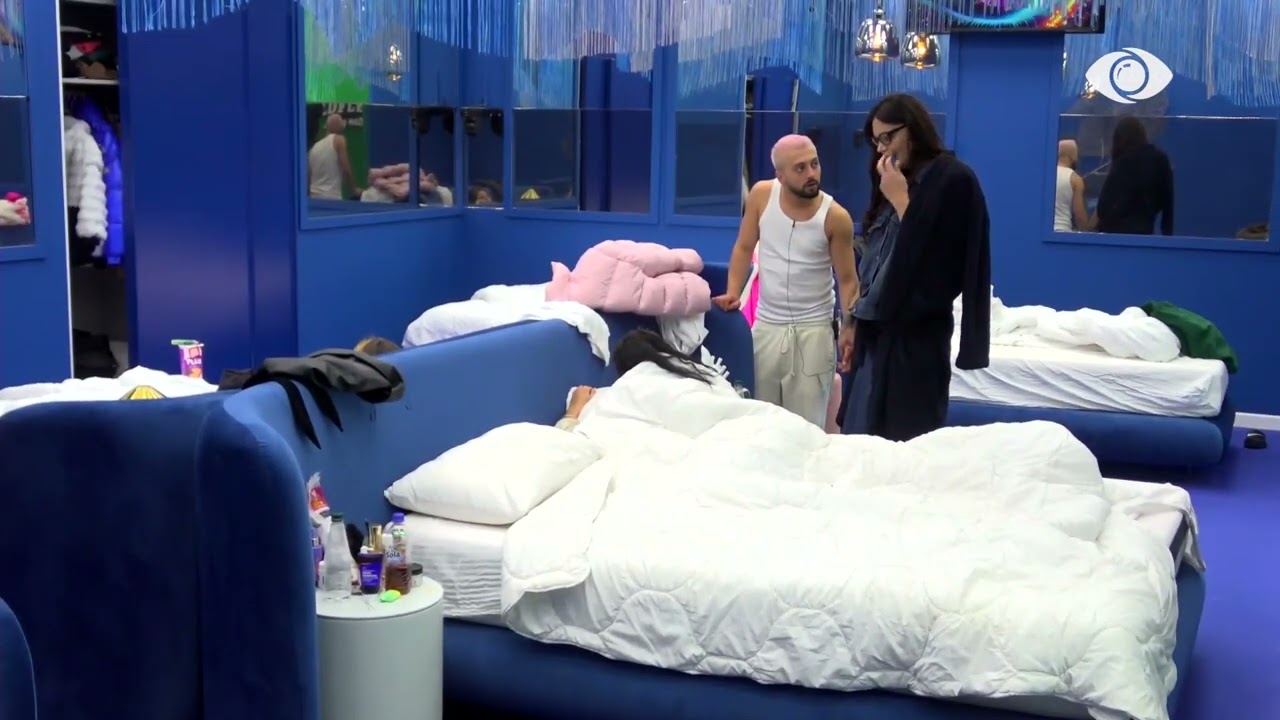 “Pasi erdhi zarfi i zi…”/ Amber bisedon me banorët: Erdhi këtu duke qeshur