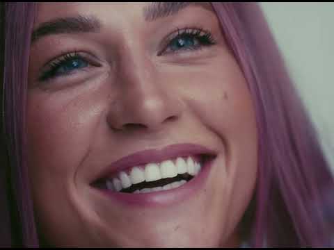 Klara Hammarström - Til It Feels Alright (Official Music Video)