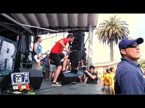 A Day To Remember - The Plot To Bomb The Panhandle - (Live from Warped 09)