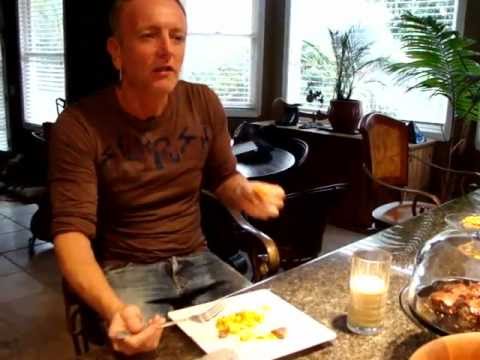 Phil Collen Eats the Bhut Jolokia, the 'Ghost Pepper' (one of the world's hottest peppers)