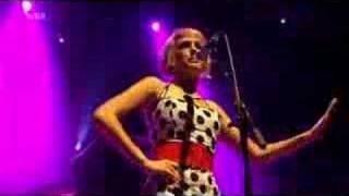 The Pipettes - We Are The Pipettes (Live Rocknacht 2007)