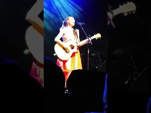 Jewel - A Boy Needs A Bike - 12/12/17 Milwaukee