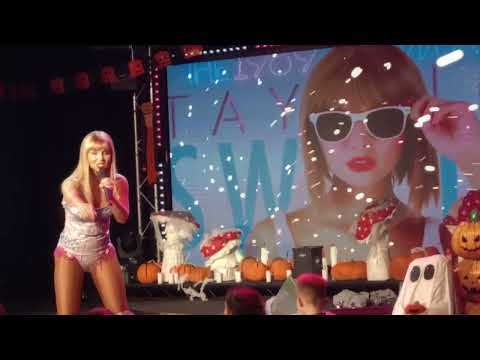 Taylor Swift by Xenna Part 1 (Filmed at Club Tropicana 29/10/2025)