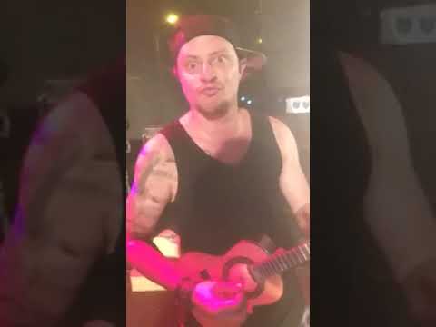 Oz Karaz de Saia Carnaval VAI TOMA