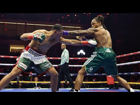 DAVID BENAVIDEZ out-classes ANTHONY YARDE in seven rounds to retain his WBC light-heavyweight title.