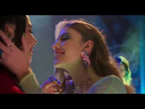 Rebelde Season 1 Emilia and Andi kiss